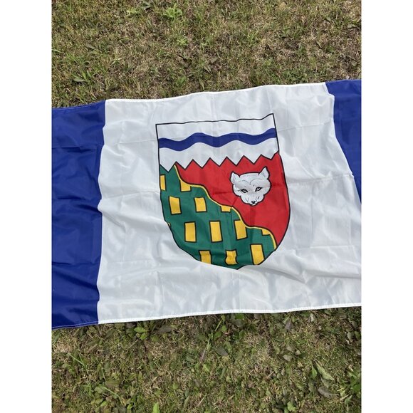 Vintage Canadian Provincial/Territorial Flag - Northwest Territories - Picture 3 of 5